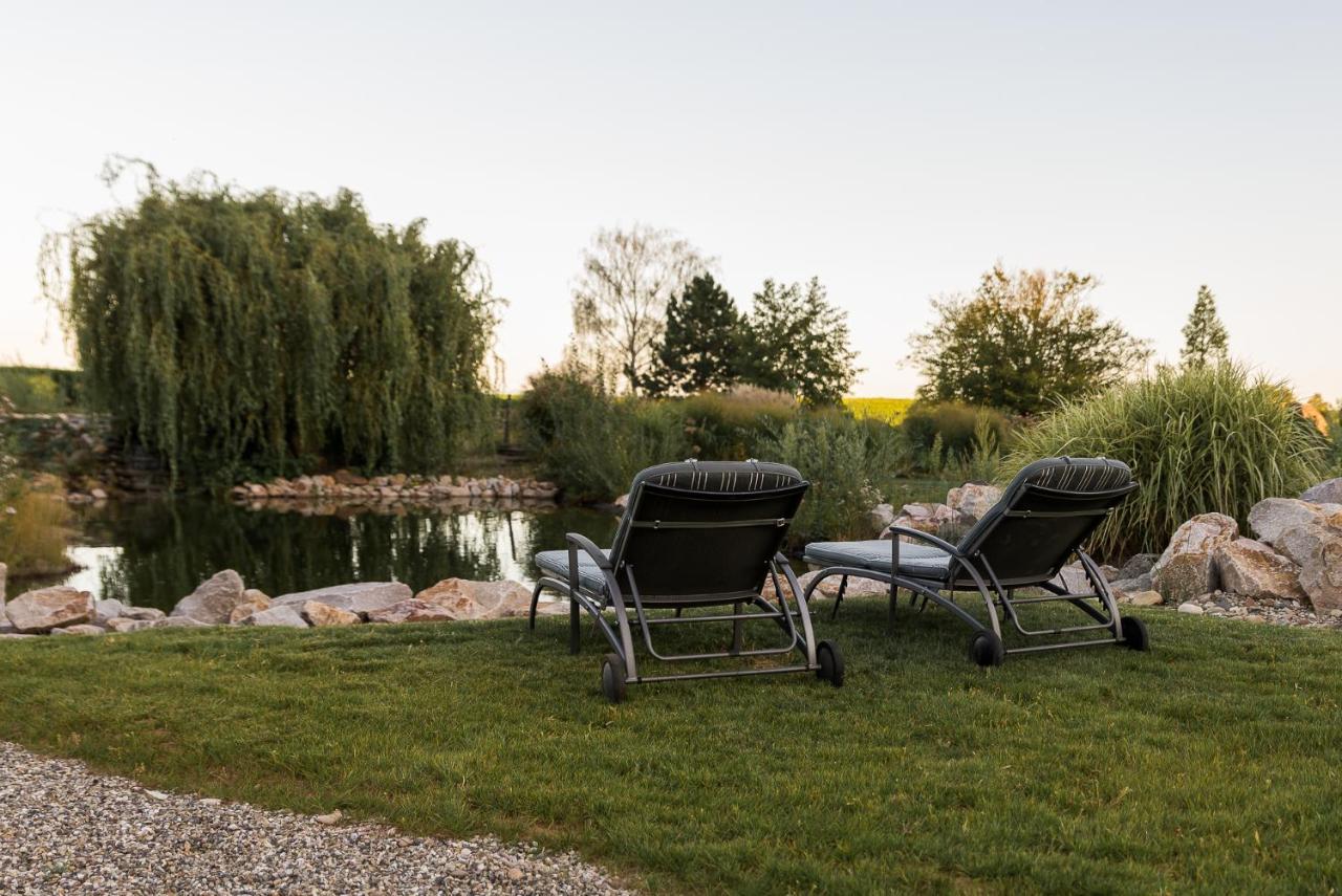 Maison D'Hotes Les Jardins De Madeleine Bernardville ภายนอก รูปภาพ